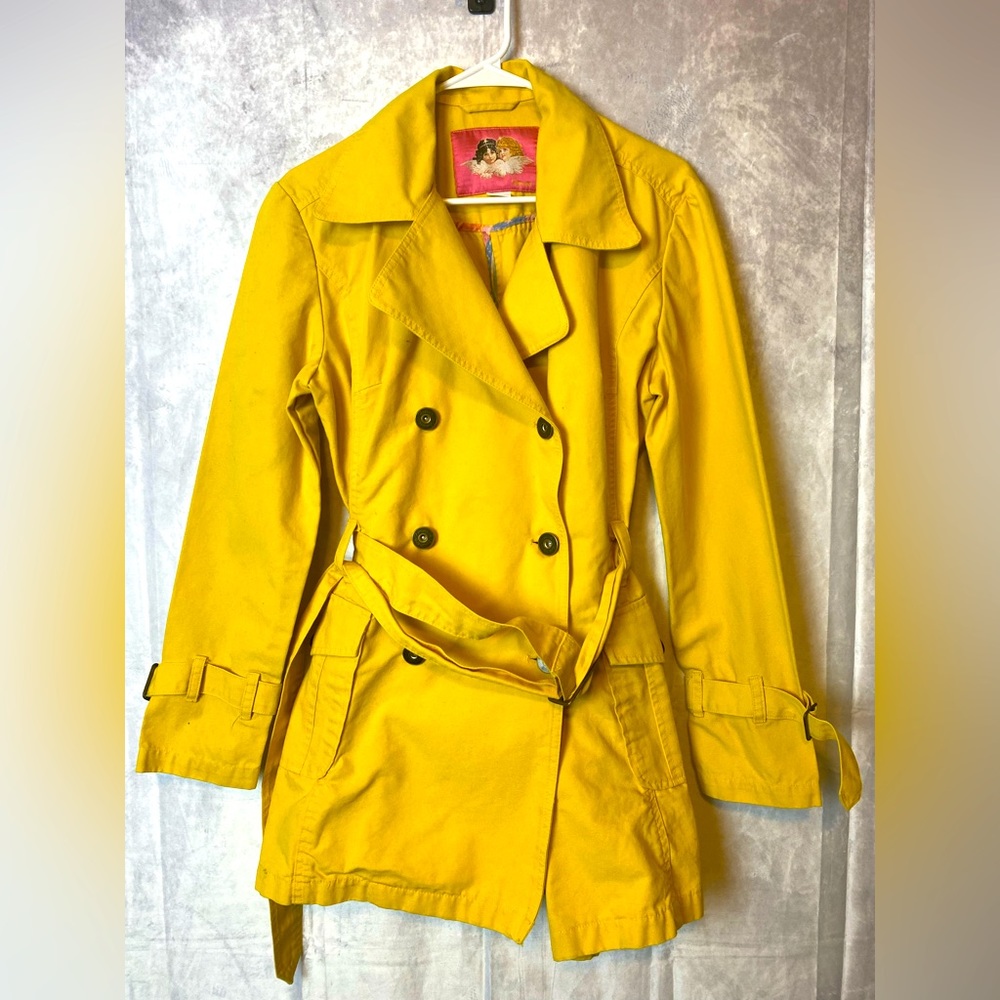 Fiorucci jacket medium yellow belted trench style jacket